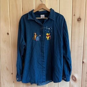 ✨LAST CHANCE✨ Disney Denim Pooh & Friends Shooting Star Women’s Shirt